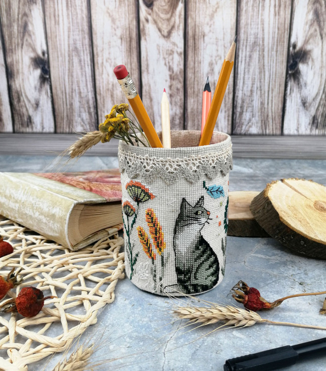 21.002.24 Карандашница Кошки-мышки